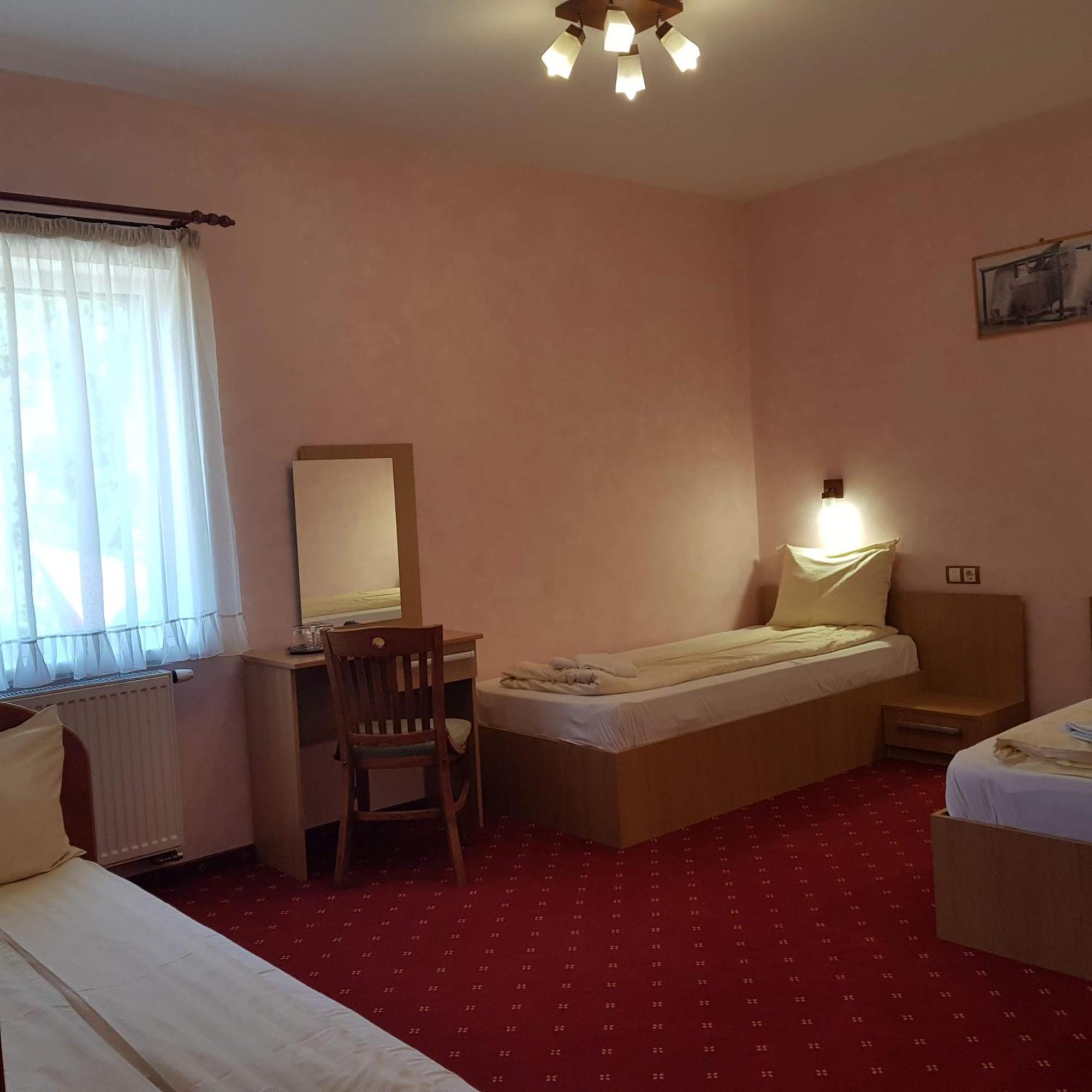Motel Vector Găeşti المظهر الخارجي الصورة
